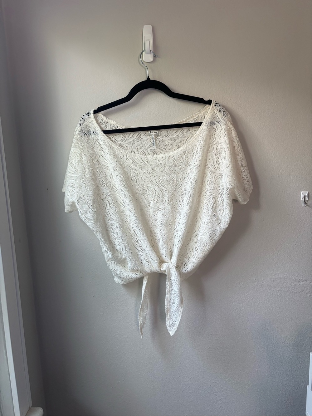 NWOT Kirra Ivory Lace Tie-Front Crop Top-Size XL